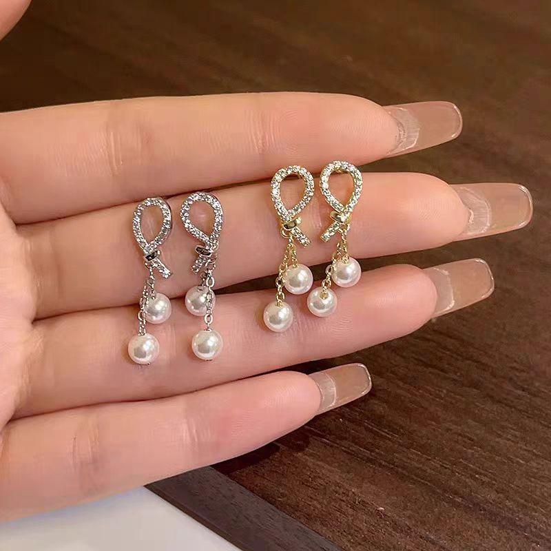 Women's Diamond Pearl Golden Earrings 