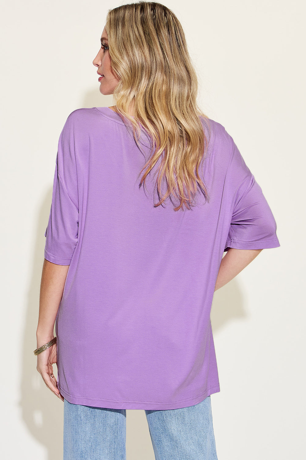 Women's V-Neck Drop Shoulder Top. Lilac.