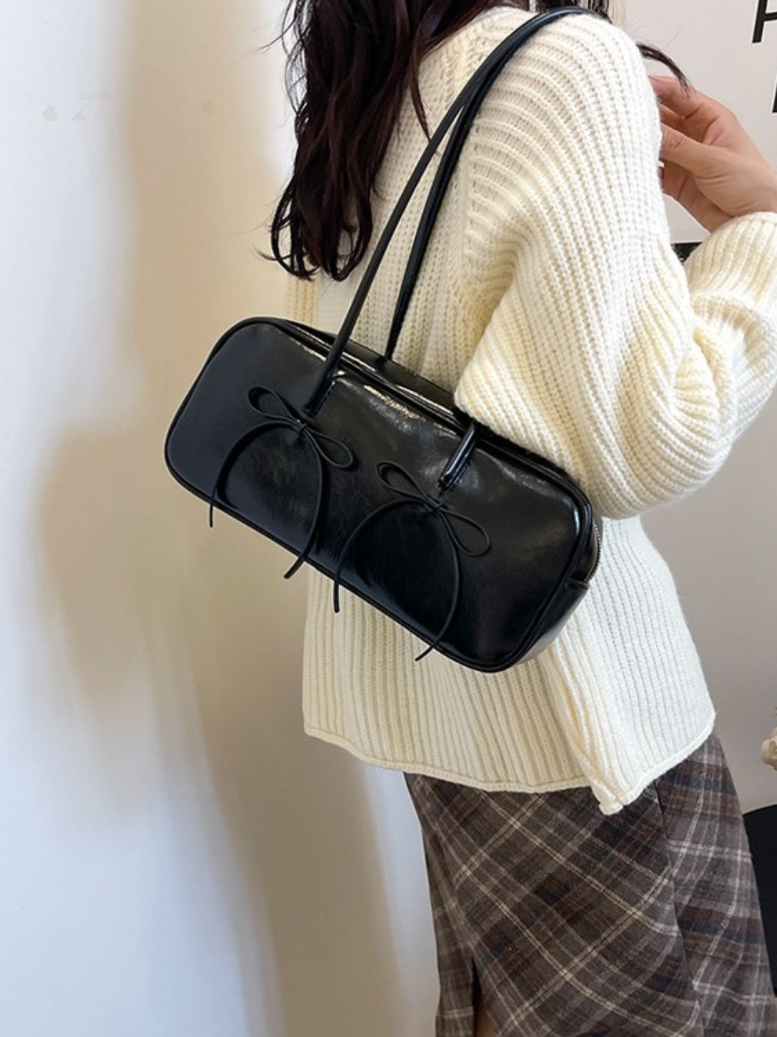 Leather Bow Trim Shoulder Bag. Black.