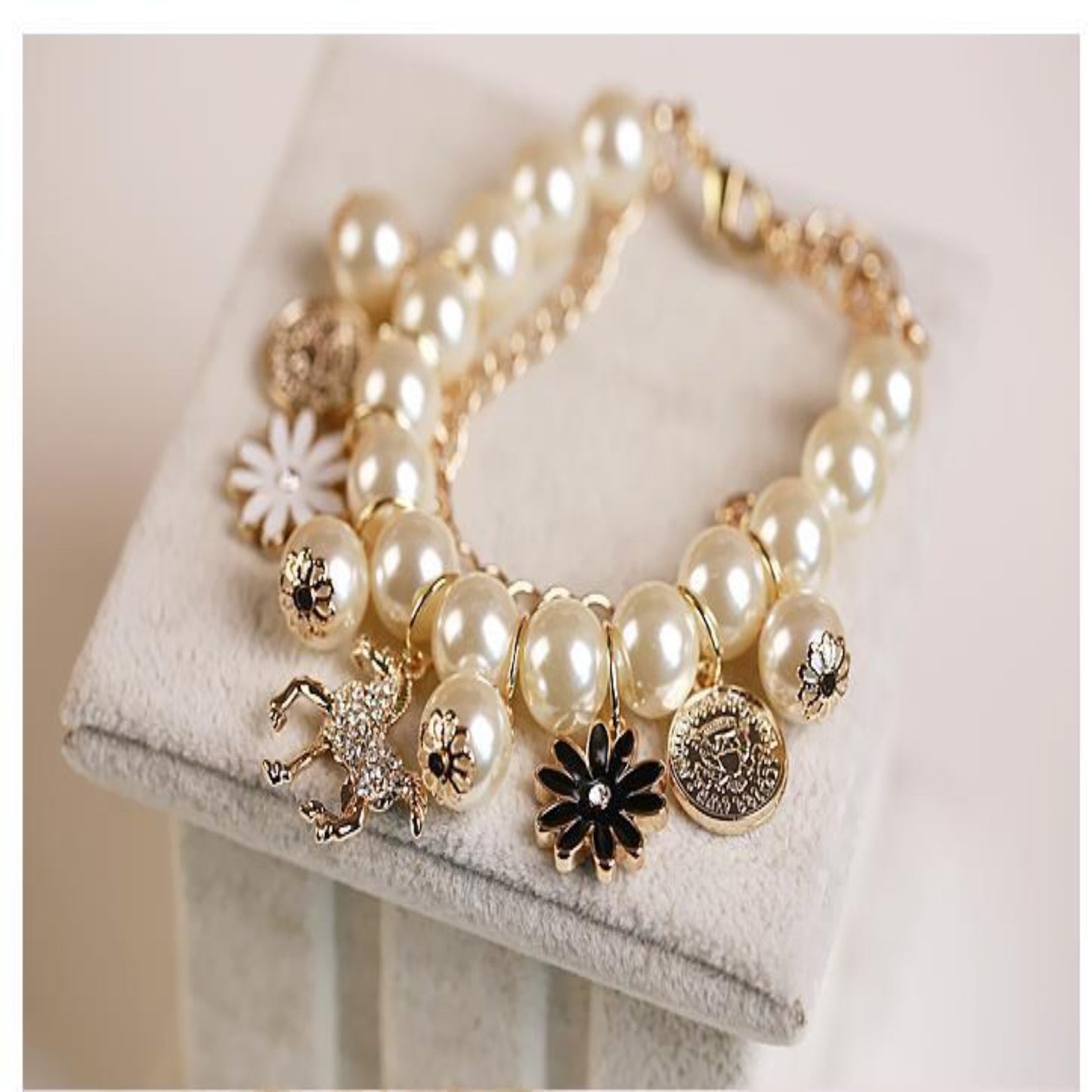 Women's Pearl Flower Bracelet 