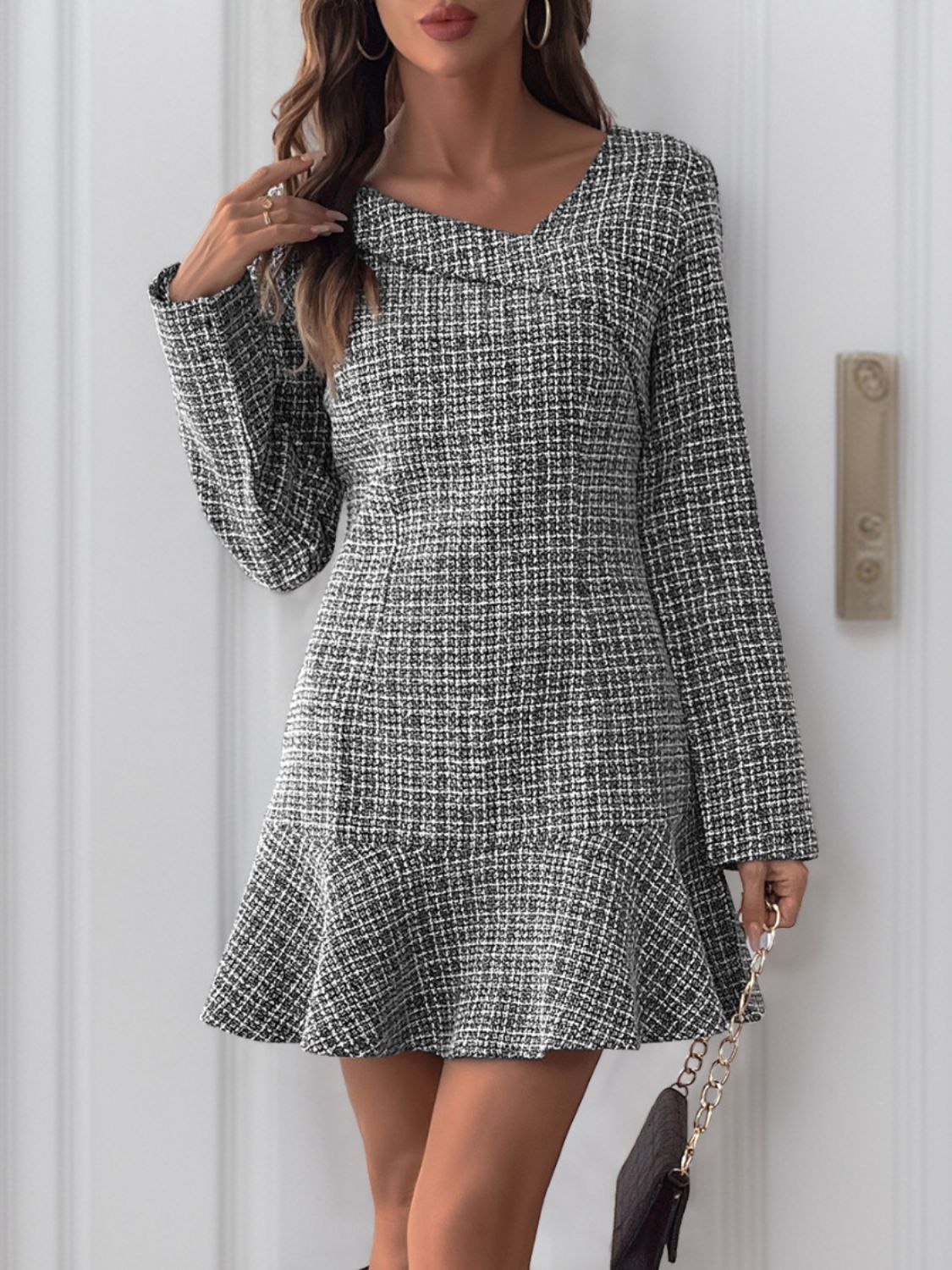 Asymmetric Long Sleeve Mini Dress. Black.