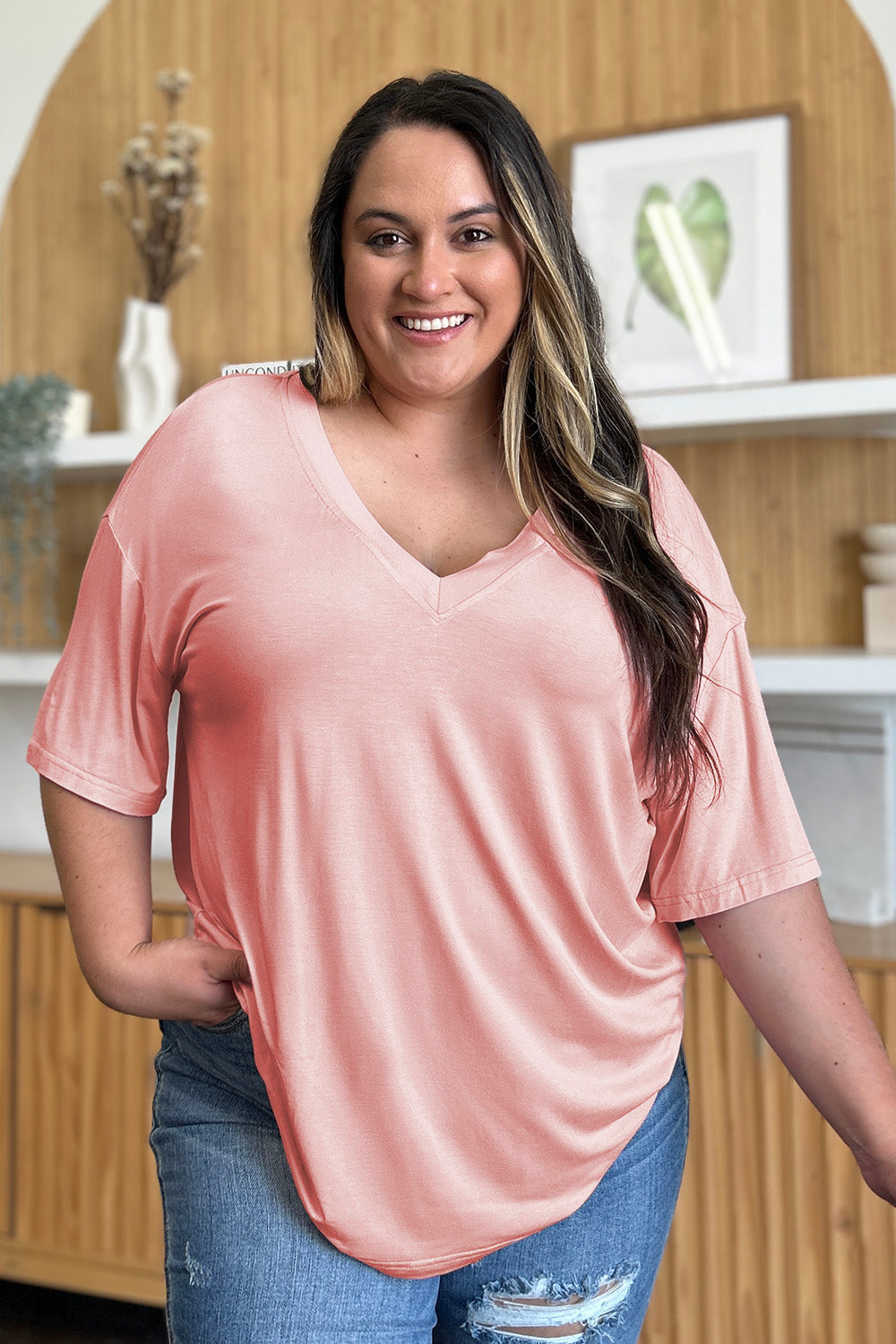 Women's V-Neck Drop Shoulder Top. Blush Pink.