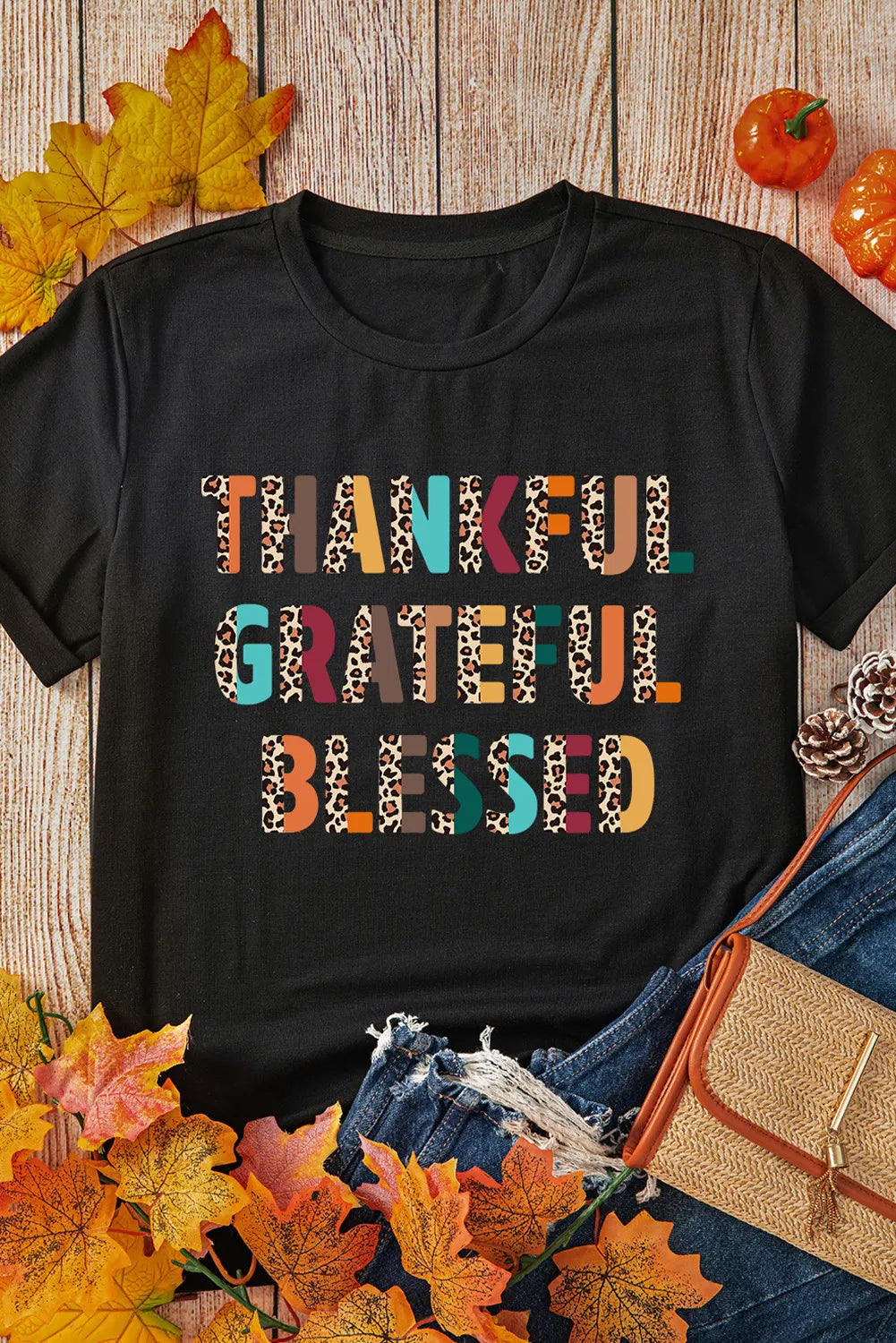 Thankful Letter Graphic Round Neck T-Shirt