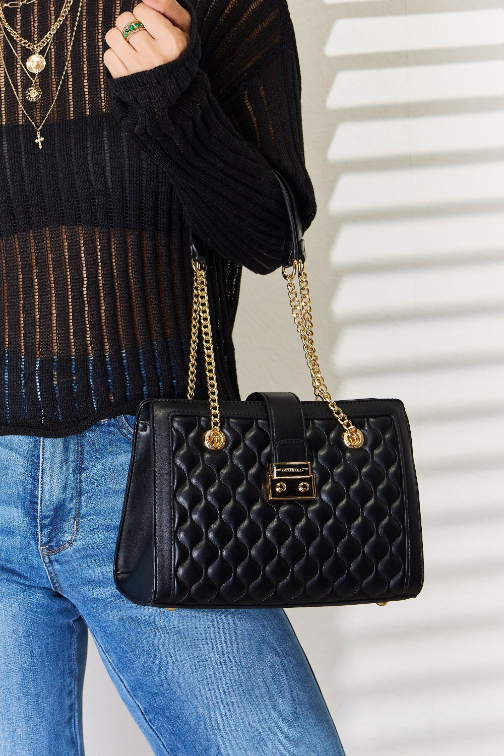 Quilted PU Leather Handbag. Black.