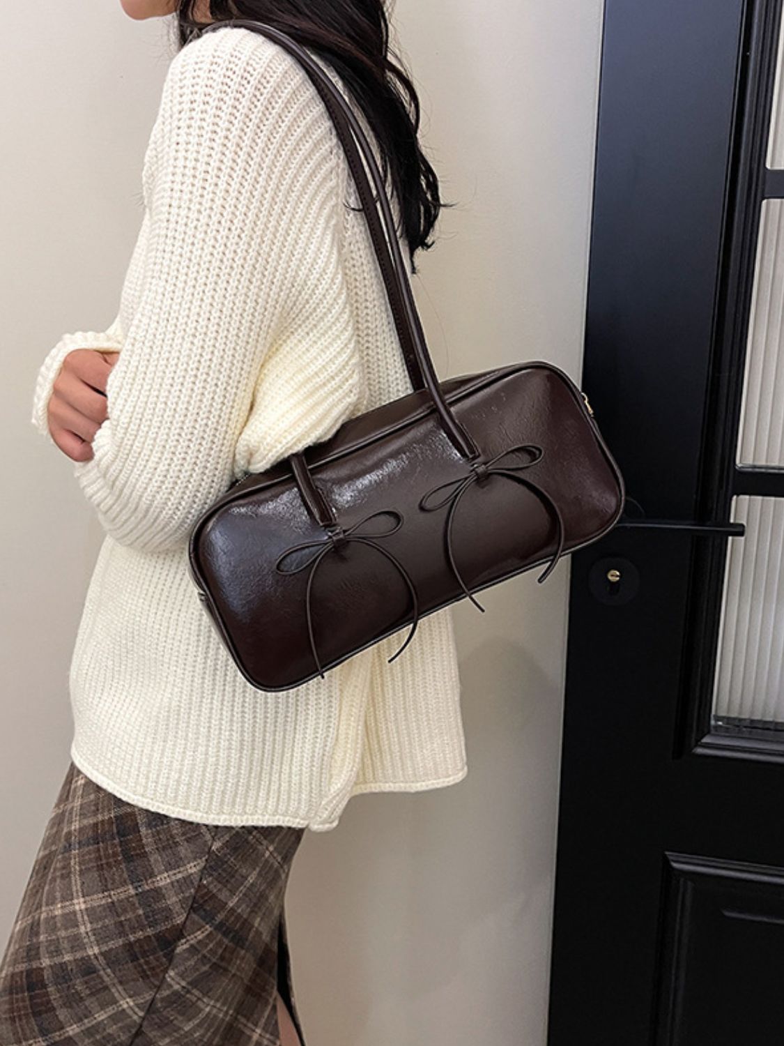 Leather Bow Trim Shoulder Bag. Chocolate.