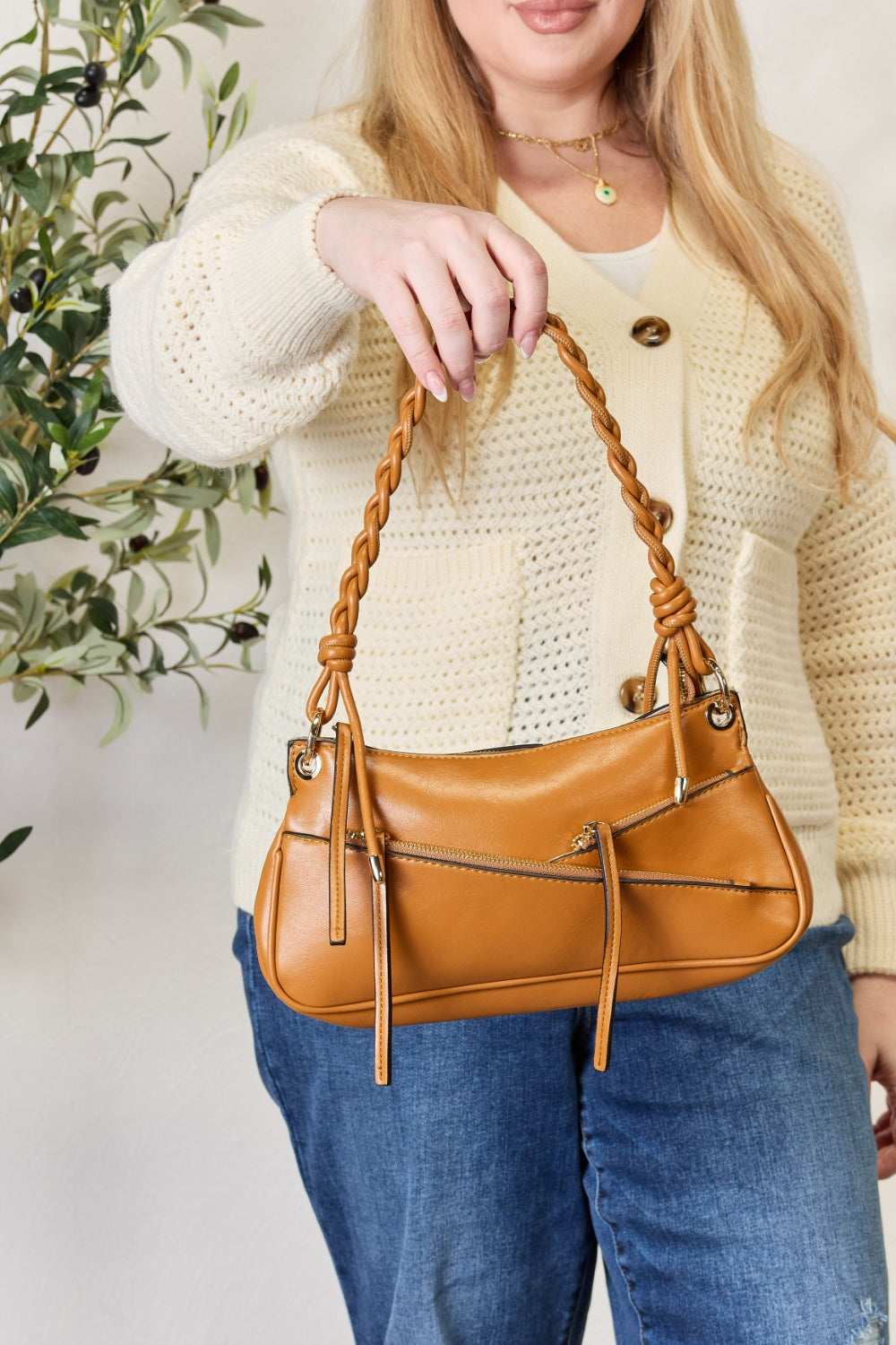 Braided Strap Shoulder Bag. Tan.