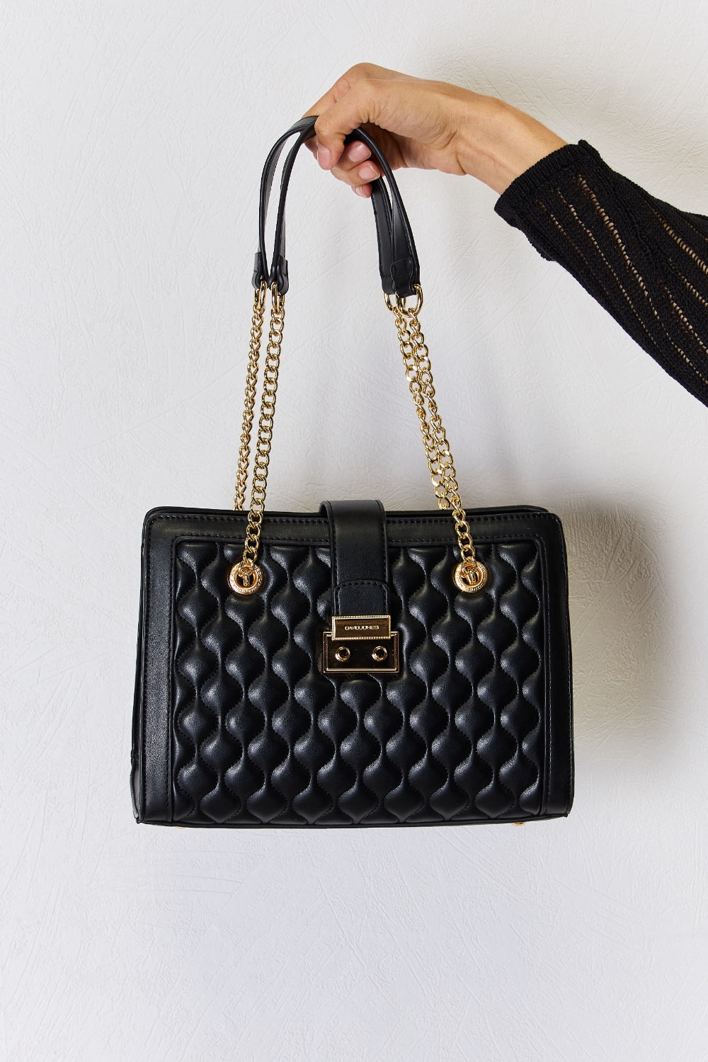 Quilted PU Leather Handbag. Black.