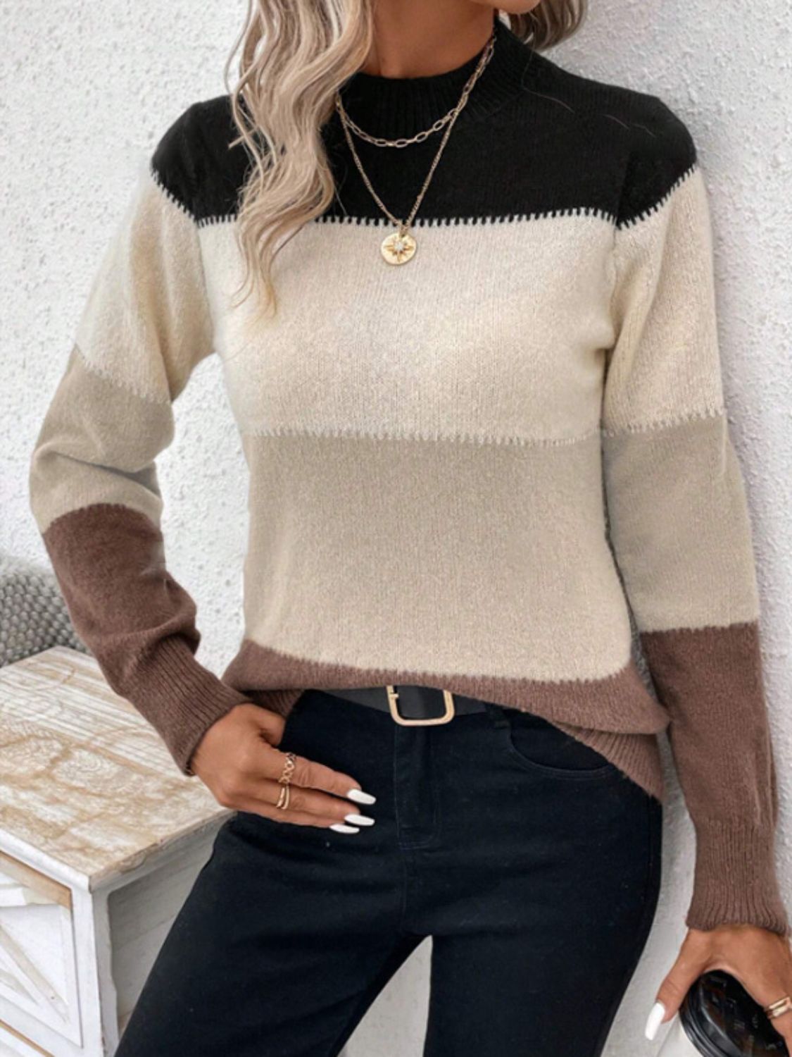 Color Block Mock Neck Long Sleeve Sweater. Cream Color.