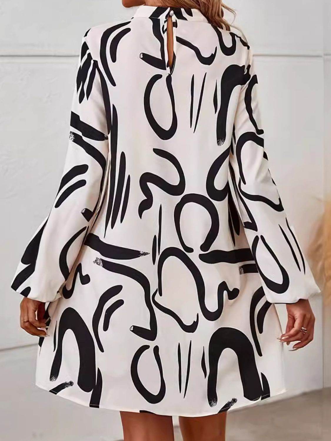 Printed Long Sleeve Mini Dress. Cream.