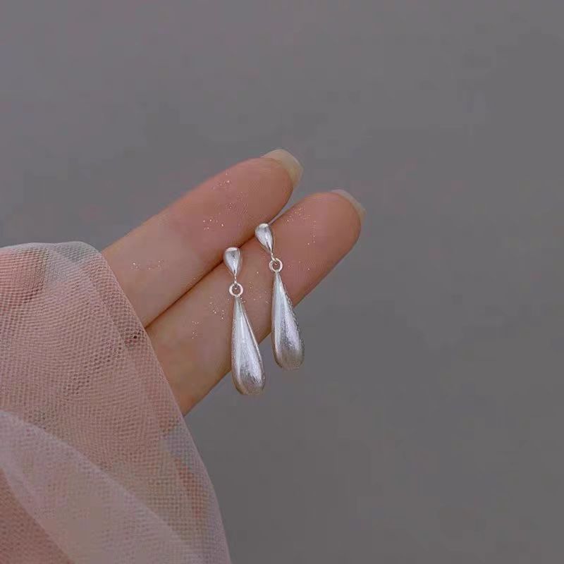 Women's Water Drop Earrings 